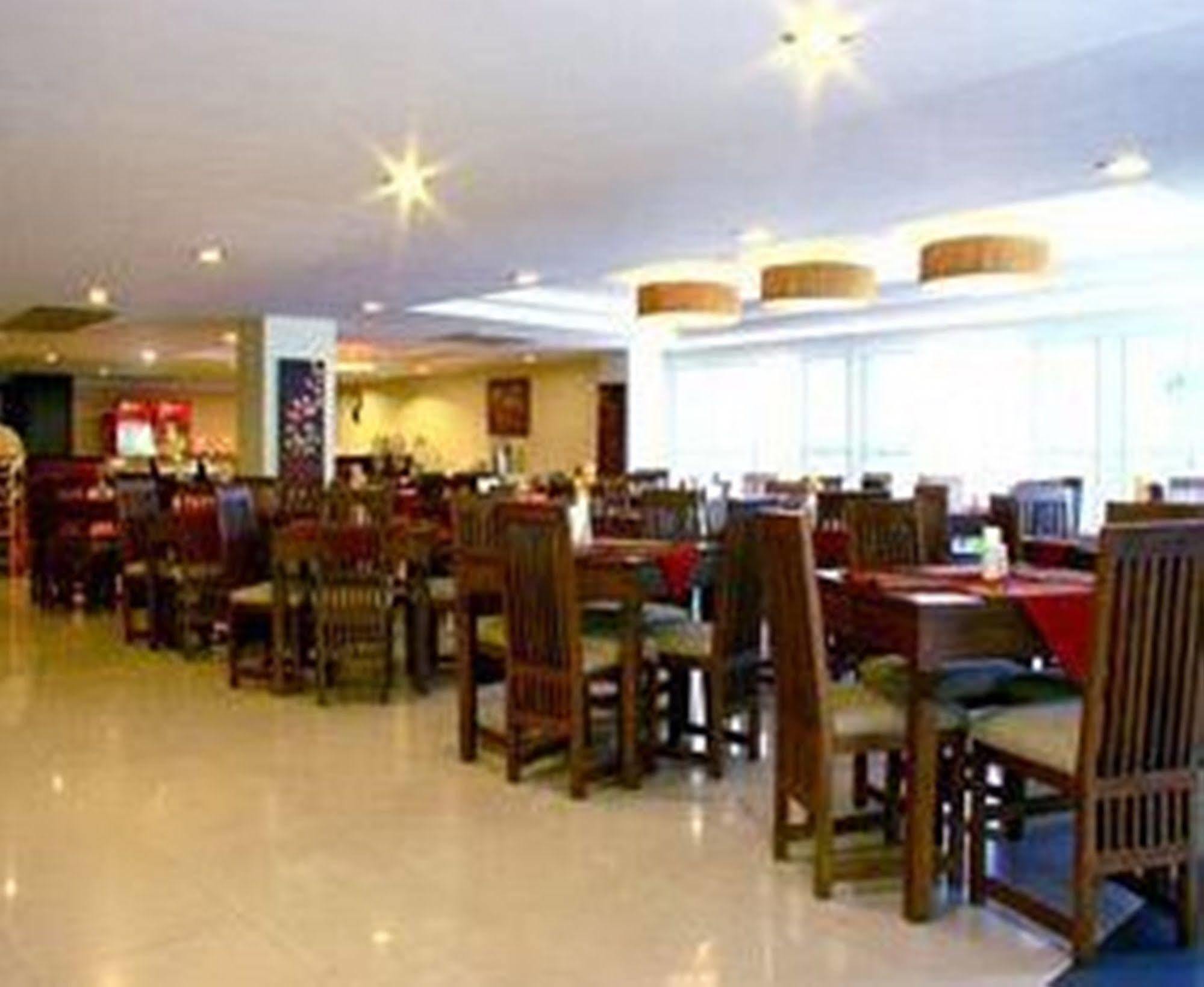 Tanawit Hotel & Spa HHQ Exterior photo